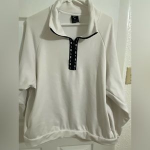 Nike XL long sleeve jacket 1/4 zip pullover jacket with front pockets
